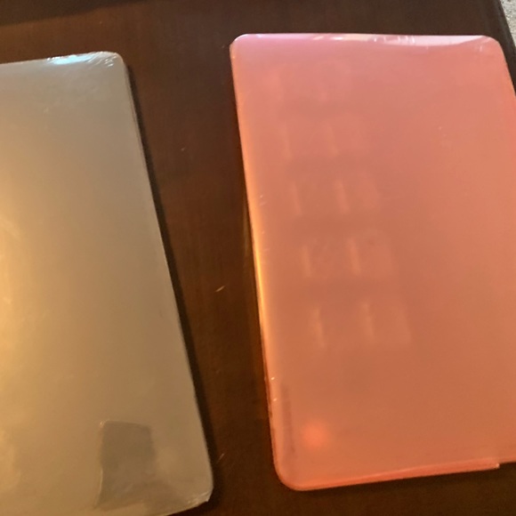 MacBook hard case 5 Colors 12’´inch thé hard case is the product I am selling - Picture 13 of 14